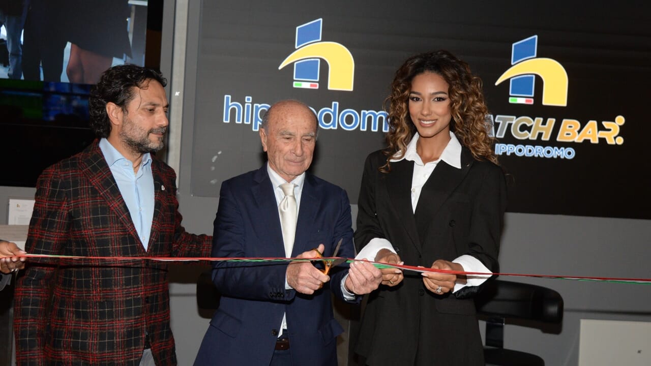 Dall’alluvione alla rinascita, Samira Lui inaugura il nuovo ’Hippodome: "Gerry Scotti grande maestro"