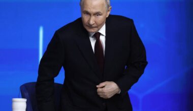 Putin: "Ai maialini europei non è riuscito il furto degli asset russi". Droni ucraini colpiscono una petroliera russa nel Mediterraneo