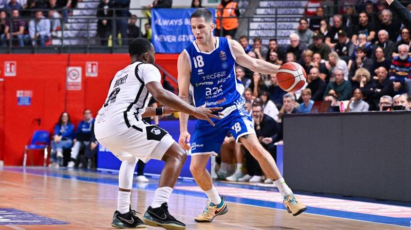 Germani all’assalto di Cantù. Per il poker e per restare in testa