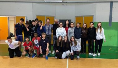 TIZZA. LEZIONE DI SPORT E DI CICLISMO AI GIOVANI STUDENTI DI COSTA MASNAGA