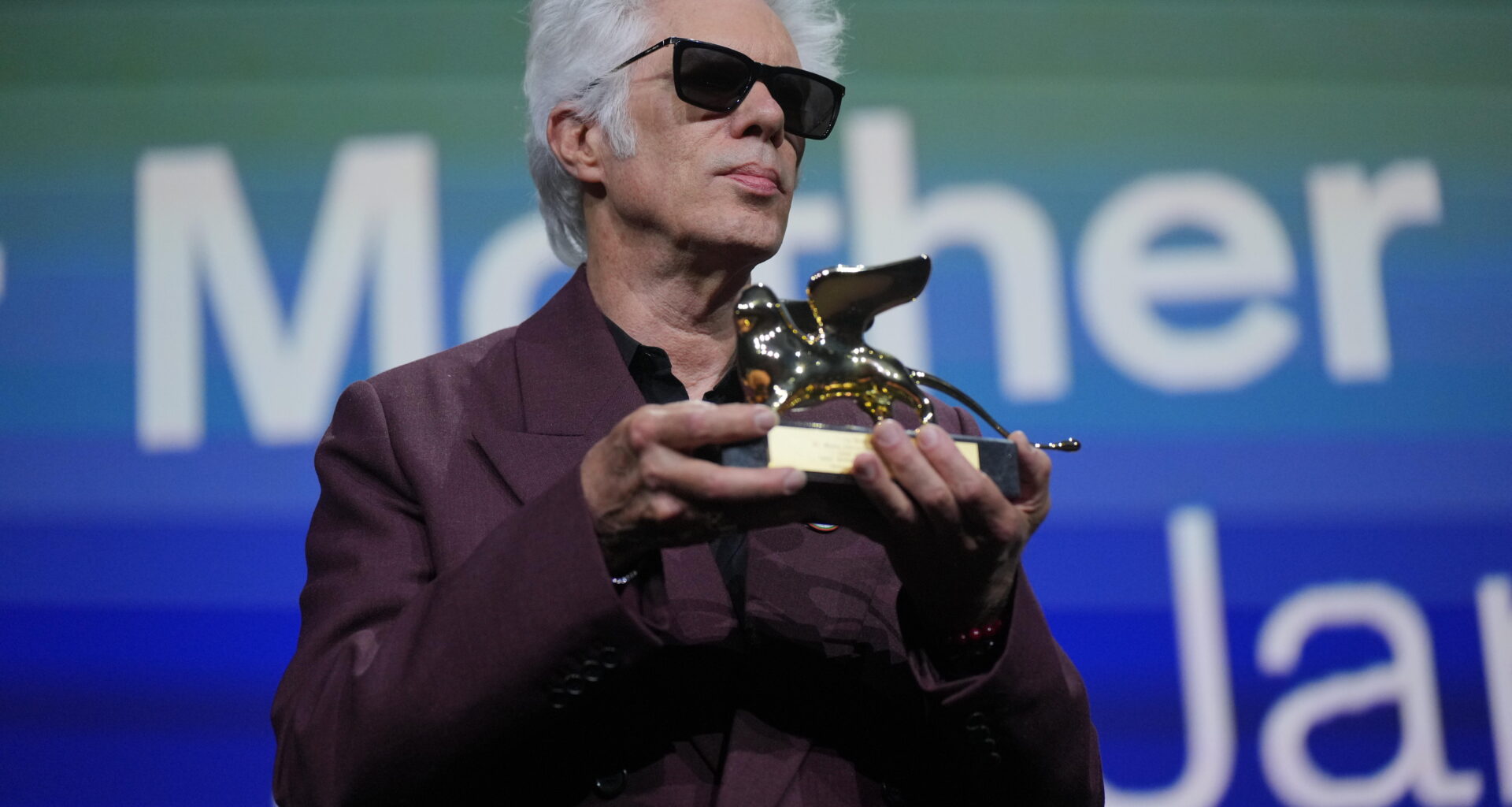 Il film della settimana: 'Father Mother Sister Brother', Leone d'oro alla Mostra di Venezia - Primocanale.it