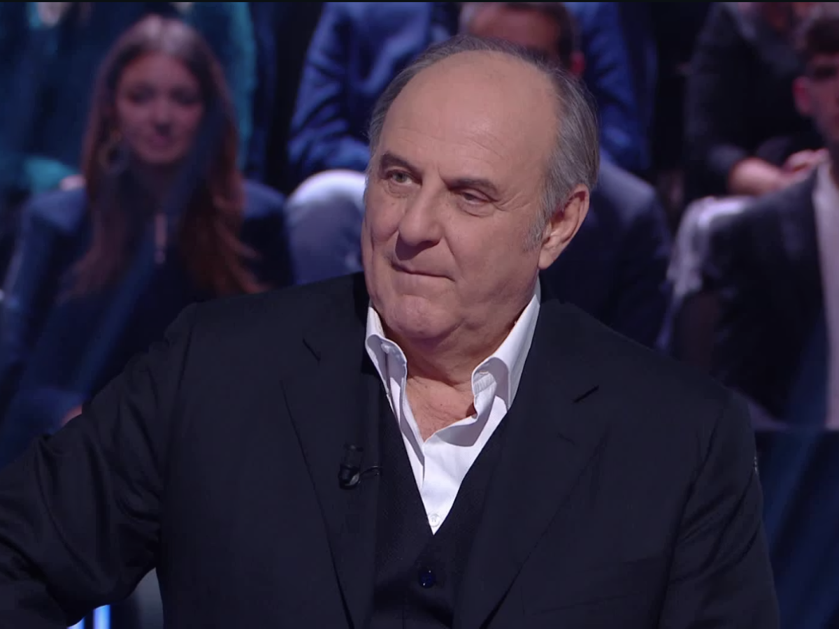 È nato prima Gesù o Alessandro Magno? La domanda manda in tilt i concorrenti di Chi vuol essere milionario