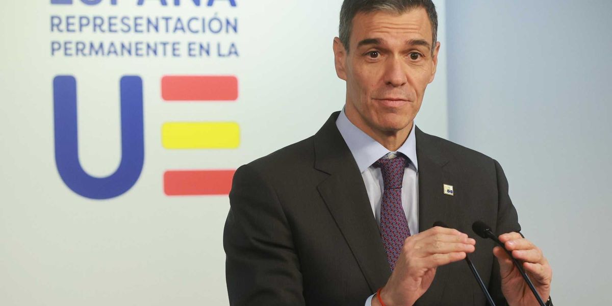 Sánchez finisce fritto in Estremadura. Ma non cede e s’attacca al rimpastino - La Verità