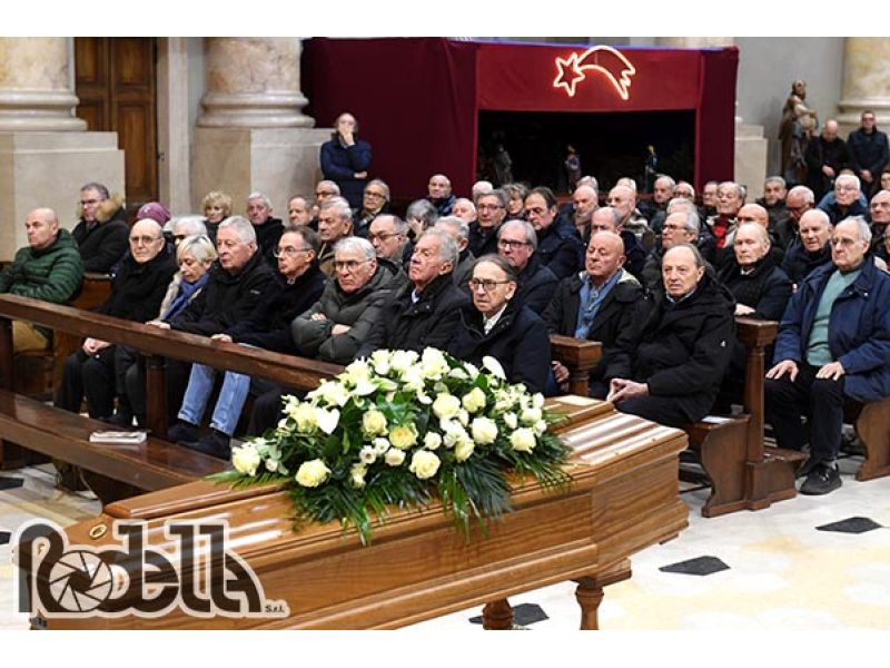 TANTI AMICI DEL CICLISMO PER L'ULTIMO SALUTO A MICHELE DANCELLI. GALLERY