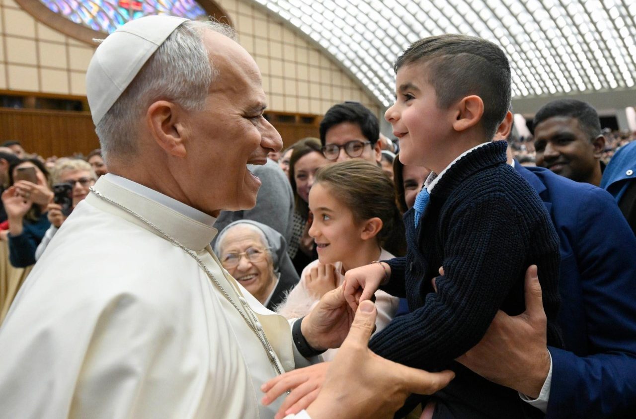 Leone XIV ai dipendenti vaticani: semplicità e umiltà, stile della Chiesa