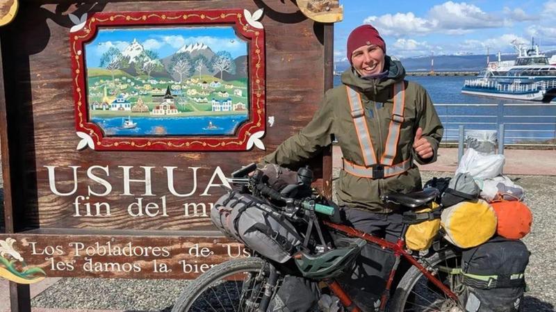 Un altro Natale in bici (in giro per il mondo), ma stavolta Monica è vicina a casa