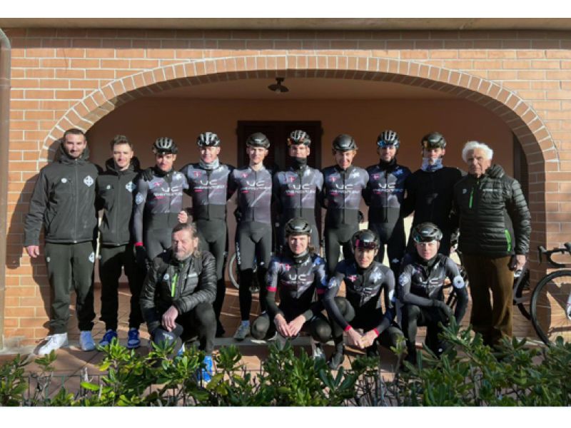 VC MENDRISIO. IL TEAM ELVETICO AL VIA CON 16 CORRIDORI (7 ITALIANI) CON MARANESI NEL CUORE