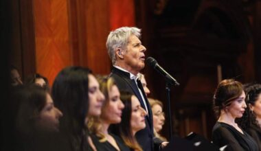 Claudio Baglioni ha tenuto un concerto in Senato. VIDEO