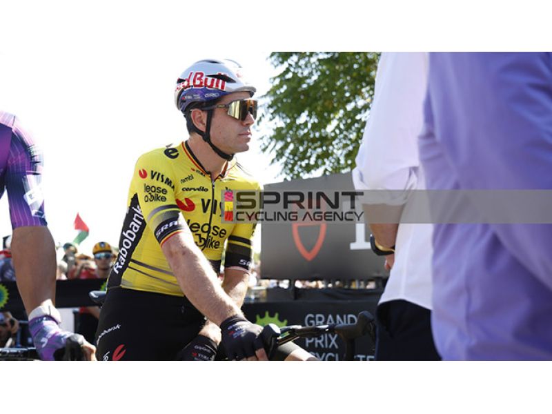 VAN AERT. «PECCATO PER LA VOLATA DI IERI, MA SONO SODDISFATTO DEL MIO ESORDIO. E A NATALE...»