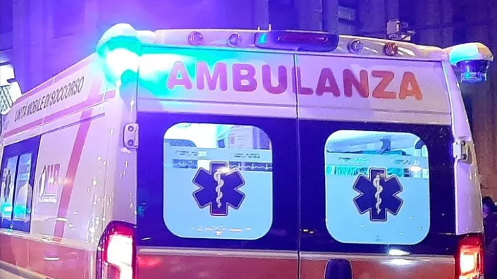 Brescia, tenta di rubare un’ambulanza dopo le dimissioni dal Civile: arrestato 29enne