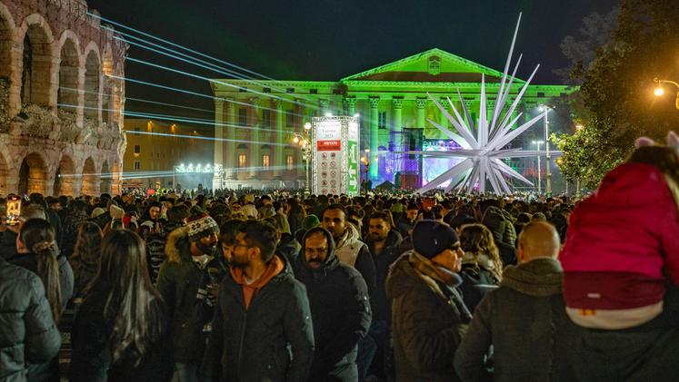 L'ultimo Capodanno in Bra, nella notte di passaggio tra il 2024 e il 2025