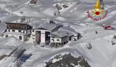 quattro feriti. In salvo le 100 persone bloccate a 2.800 m.