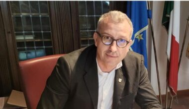 Il sindaco di Cervia Mattia Missiroli, indagato per maltrattamenti, si dimette - la Repubblica