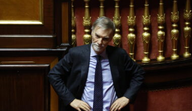 Il Pd si smarca da Delrio. Boccia: "Il ddl sull'antisemitismo è stato presentato a titolo personale"