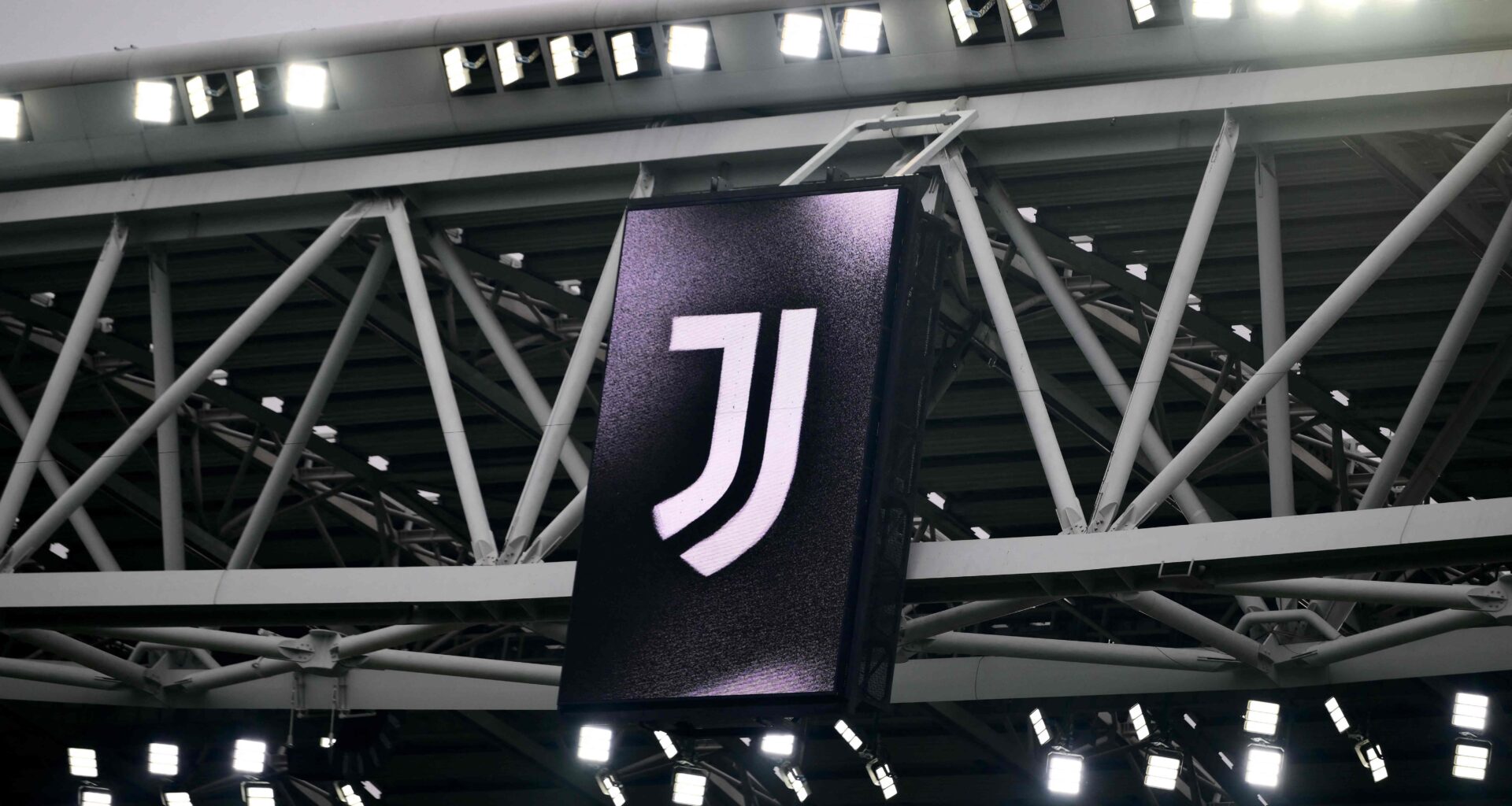 Tether vuole comprare la Juventus: offerta vincolante da 1,1 miliardo