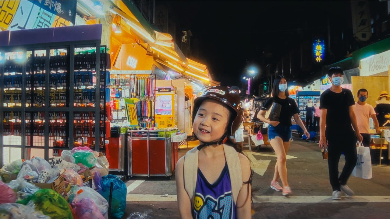 La Mia Famiglia a Taipei:  Il delicato racconto di un ritorno a casa tra desiderio di libertà e incanto infantile