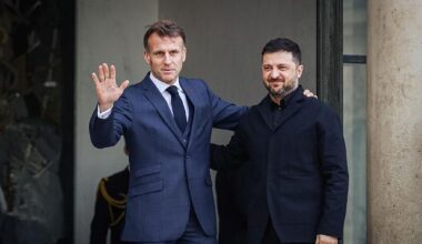 Zelensky oggi a Parigi cerca sostegno in Europa. “Giorni decisivi, molto può cambiare” - la Repubblica