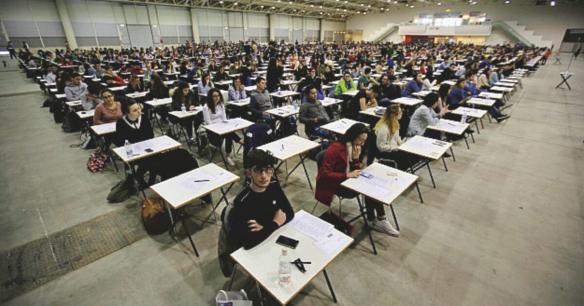 Medicina, semestre filtro: 25mila studenti ottengono almeno un 18 | Il Fatto Quotidiano
