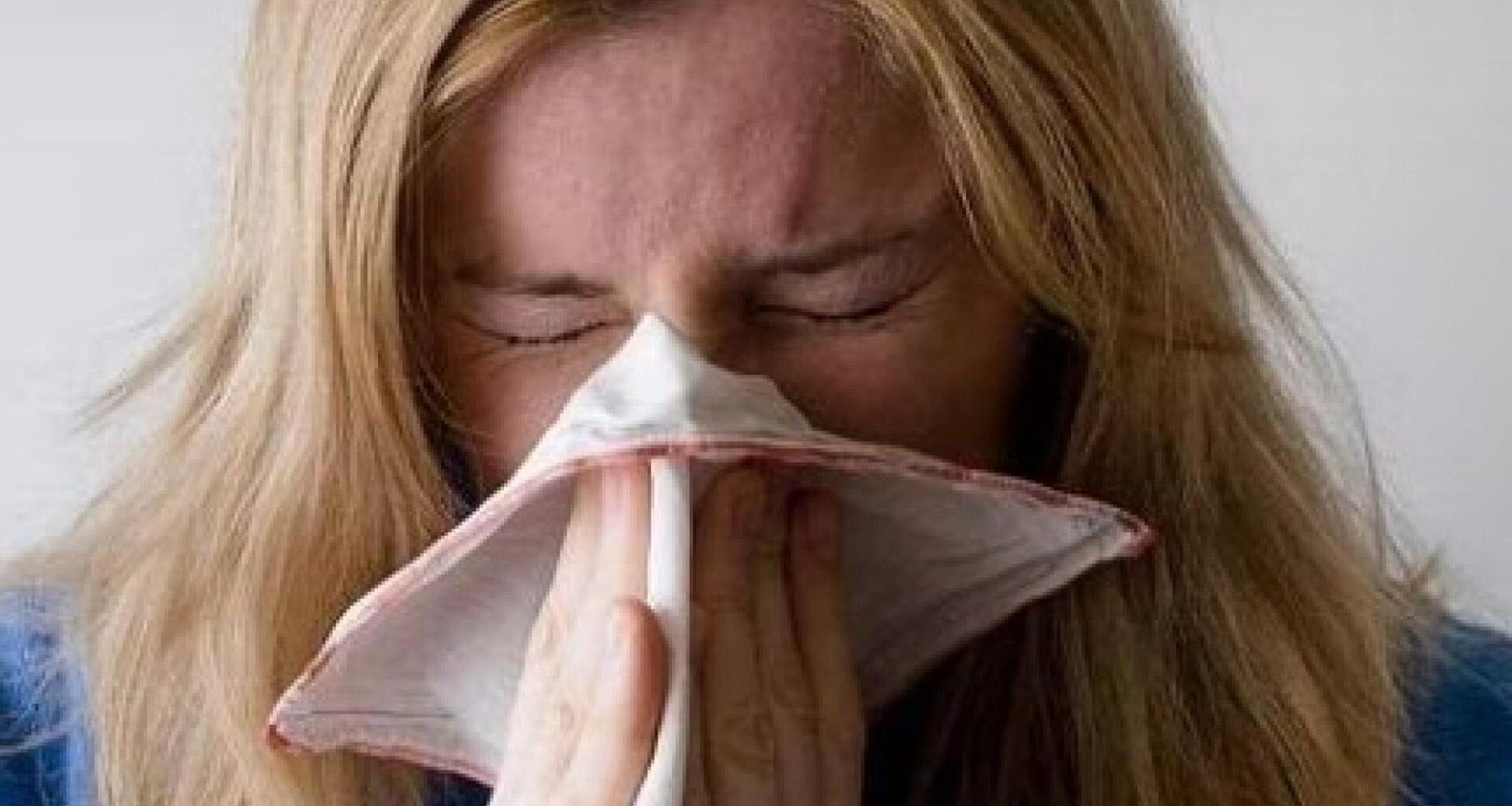 Aumentano i virus respiratori: in una settimana 40 mila casi. Il picco previsto a fine dicembre - La Stampa