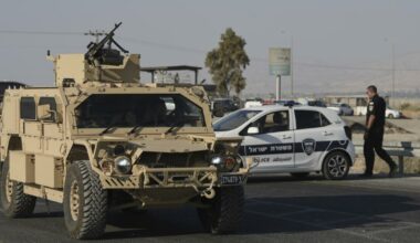 Israele: palestinese investe e accoltella passanti, due morti. Katz ordina rappresaglia