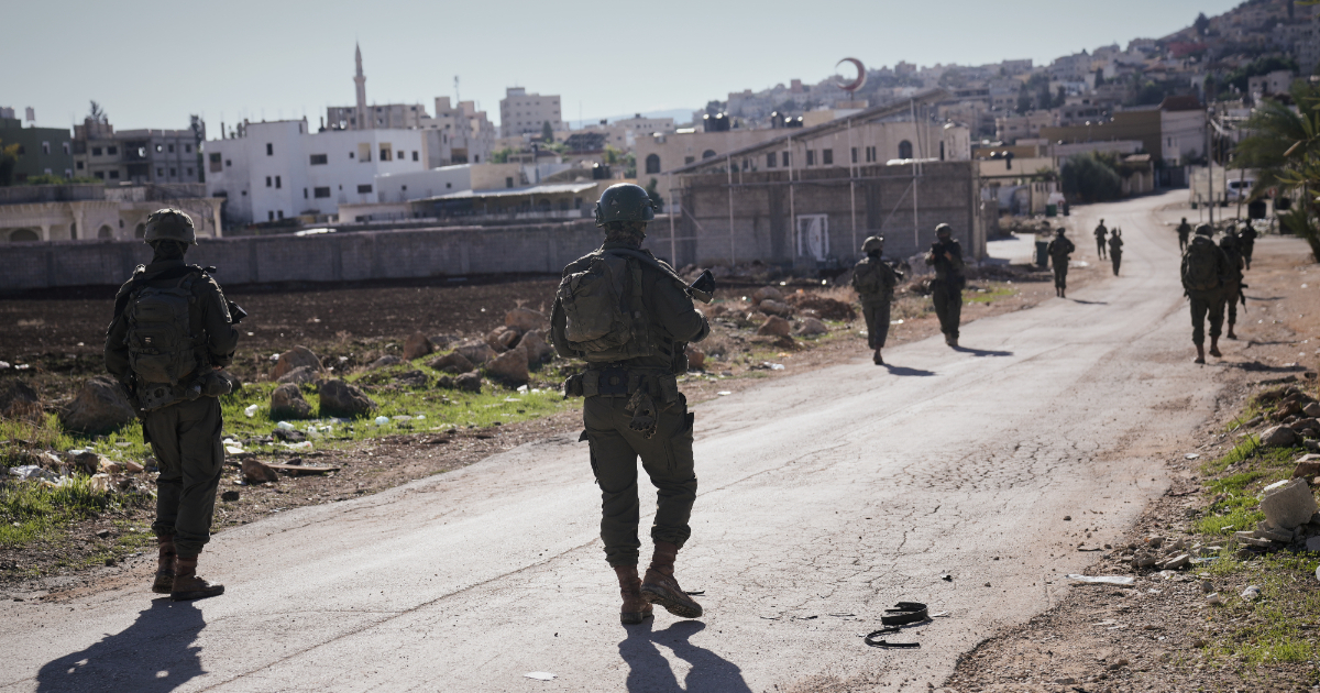 Connazionali derubati e picchiati dai coloni in Cisgiordania: il governo balbetta - Il Fatto Quotidiano
