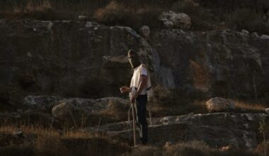 Gli italiani pestati dai coloni israeliani: “Sono tornati, vogliono tutta la West Bank” - Il Fatto Quotidiano