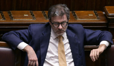 Manovra al traguardo tra le tensioni. Giorgetti: 'Non mi dimetto' - Notizie