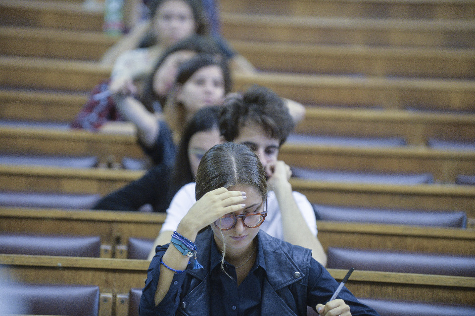 Il semestre filtro di Medicina, il boom di bocciati e il “limbo” degli studenti