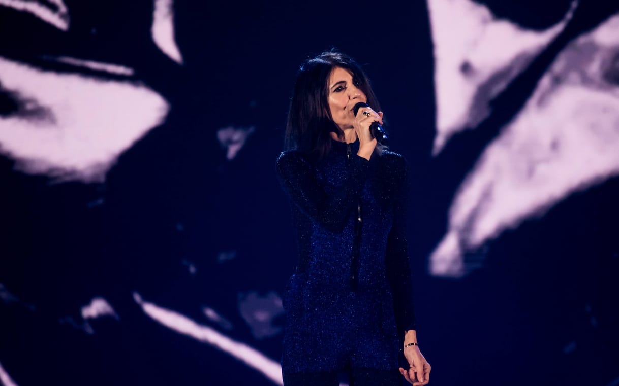 Giorgia in concerto a Milano: “La musica crea un legame. Sentiamoci liberi e uniti”