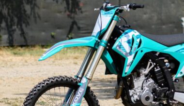 Le nuove Kove 250 e 450 da cross sono arrivate nei concessionari. Ecco i prezzi! - News