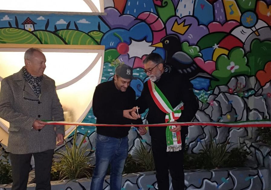 Un murale di Skim decora le Terme