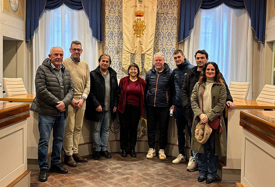 Circolo tennis e padel, si parte