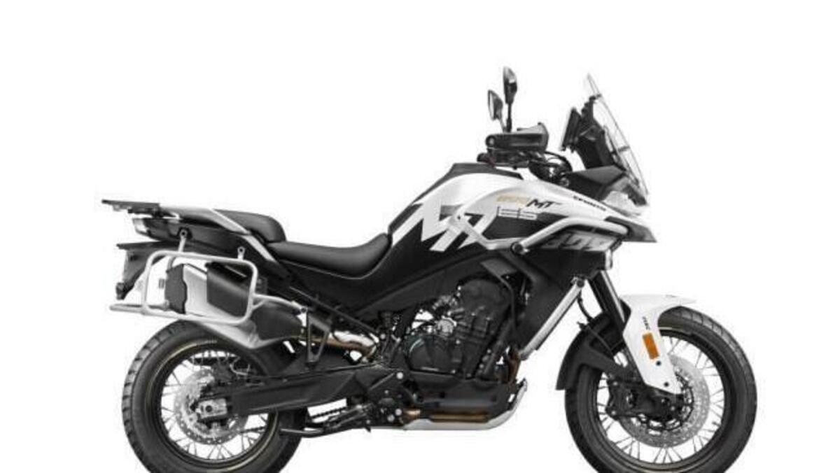 CFMoto, arriva la nuova 800MT ES con sospensioni elettroniche - News