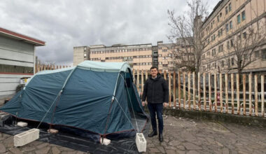 Il sindaco di Isernia e le notti in tenda per salvare l'ospedale