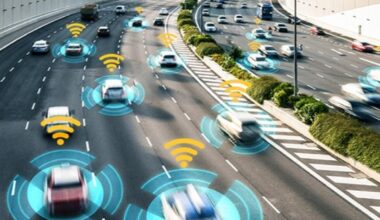 Stellantis punta sulla guida autonoma: accordo con Bolt, taxi e furgoni smart in strada dal 2029