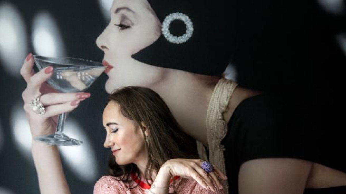 Quando Kinsella disse: «Mai avere pudore della leggerezza. Salvaguardare l'erotismo? Bisogna condividere meno tempo»