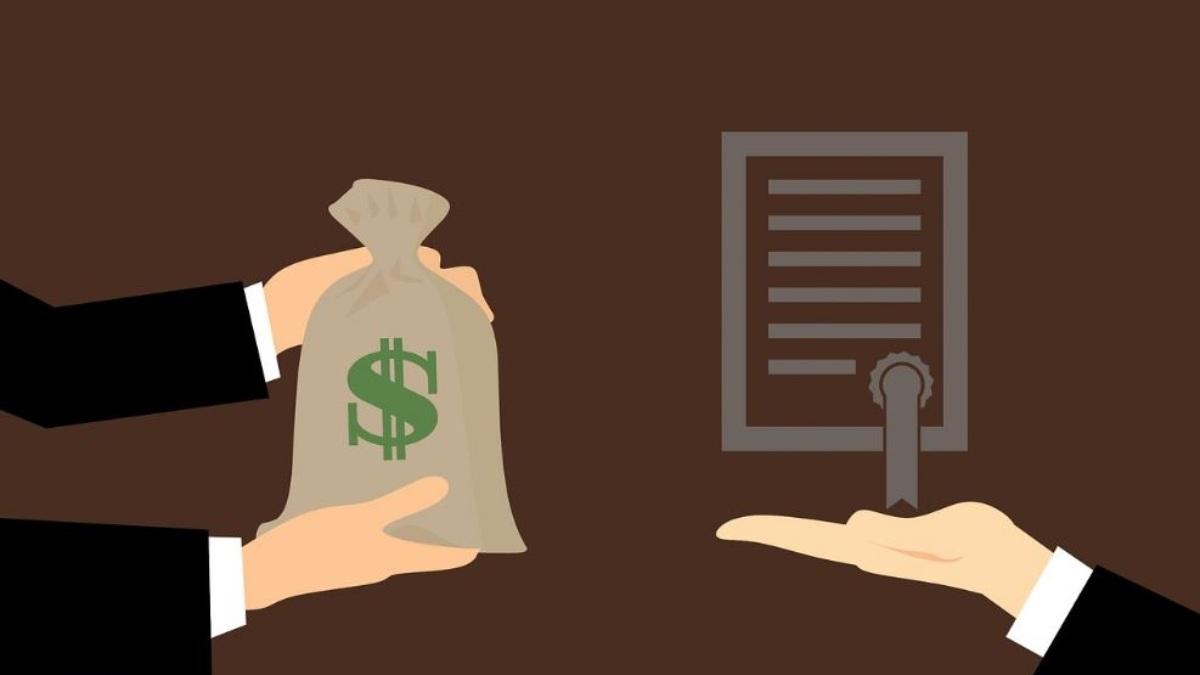 Donazioni dai genitori ai figli, quando non si pagano le tasse: come cambiano le regole, tutte le risposte