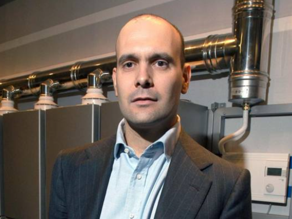 Riello torna italiana, Ariston batte i big cinesi Haier e Midea: rinasce il polo italiano di caldaie e bruciatori