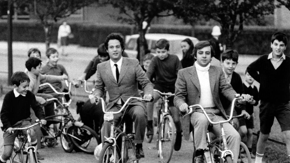 Renato Pozzetto: dove ha conosciuto Cochi Ponzoni, geometra mancato, l'amore per la moglie Brunella, 10 segreti