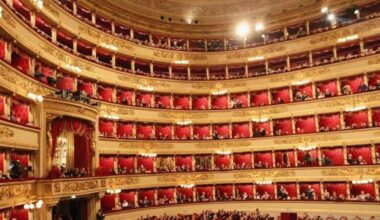 Prima alla Scala 2025, la guida: orari, direttore, cast, trama e curiosità sull’opera «Lady Macbeth» di Sostakovic