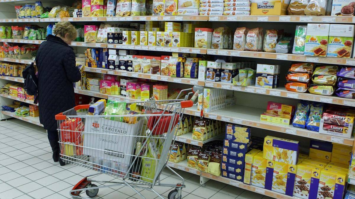 Supermercati aperti a Natale e Santo Stefano: il calendario dei festivi, l’elenco e gli orari del 24, 25 e 26 dicembre