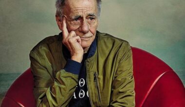 Roberto Vecchioni: «Mio figlio Arrigo? Io e Daria non avevamo mai pensato al suicidio. Un tempo bevevo, da 10 anni non più»