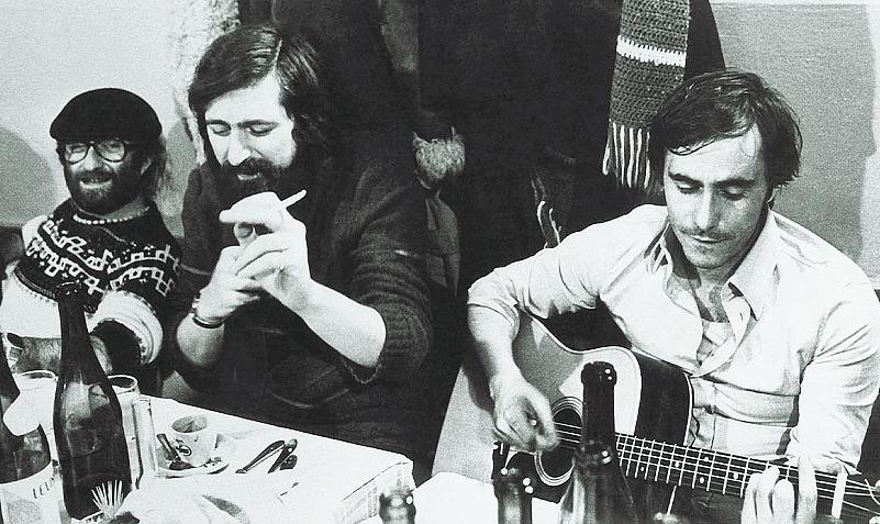 Roberto Vecchioni: «Le mie Luci a San Siro non sono quelle dello stadio. Scappai dalle prostitute che volevano picchiarmi»