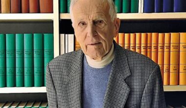 Silvio Garattini: «L’ultimo antibiotico 40 anni fa. E a pranzo solo una spremuta. Ho perso le mie due mogli, ma a casa parlo ancora con loro»