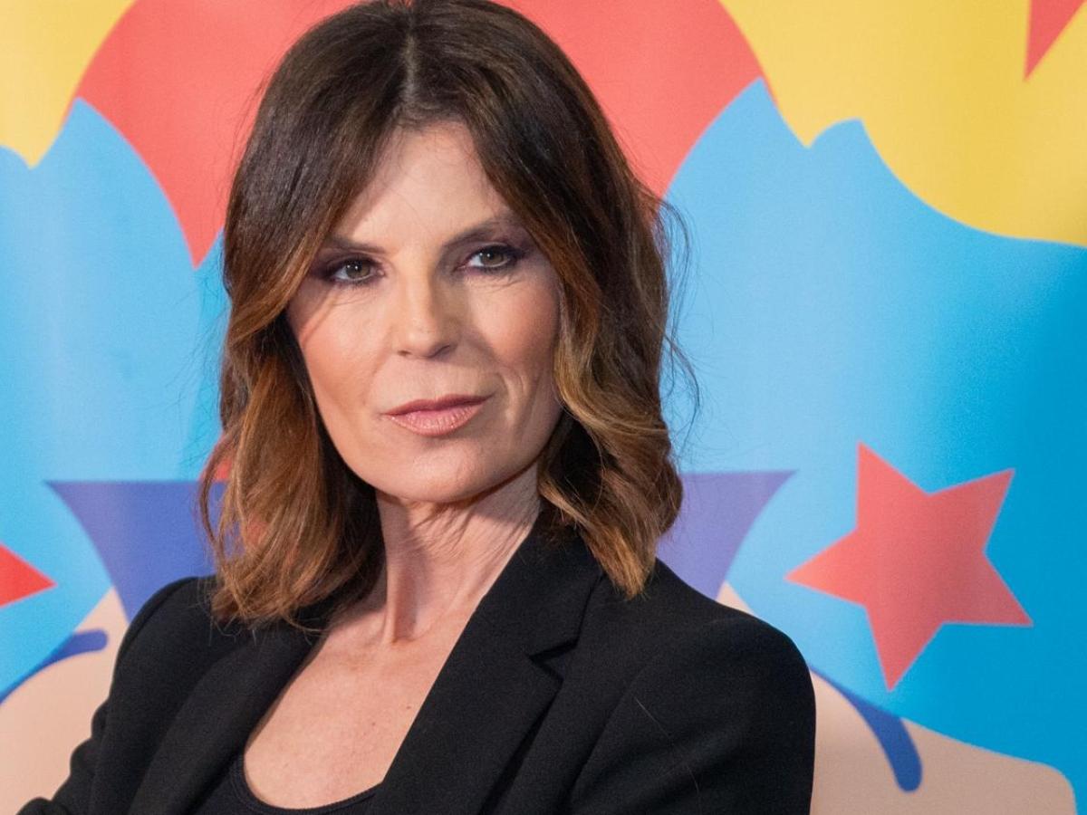 Marina La Rosa: «Dopo il "Grande Fratello" guadagnavo 50 milioni di lire per stare seduta in discoteca. Ma sentivo un vuoto»