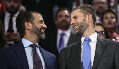 Cripto, il misterioso crollo della «miniera» del figlio di Trump: le azioni perdono il 50% in Borsa in 26 minuti