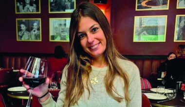 Sara Tommasi: «Dalla Bocconi a Lele Mora, guadagnavo 10 mila euro a serata. Ero bipolare ma non lo accettavo: con la droga ho perso tutto»