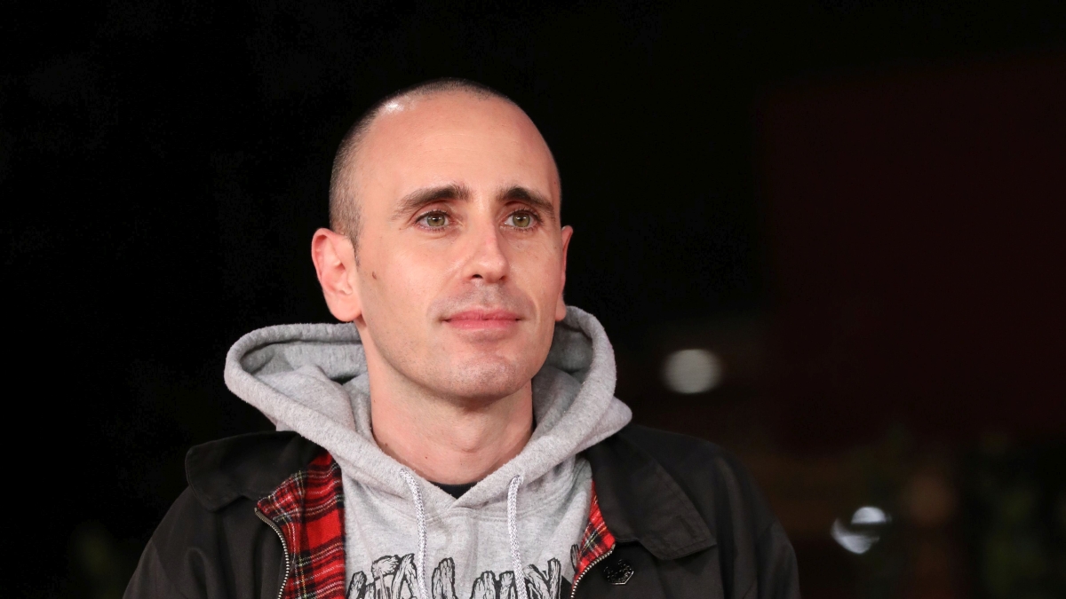 Zerocalcare rinuncia a partecipare alla fiera «Più libri più liberi» per la presenza tra gli stand di «Passaggio al Bosco»