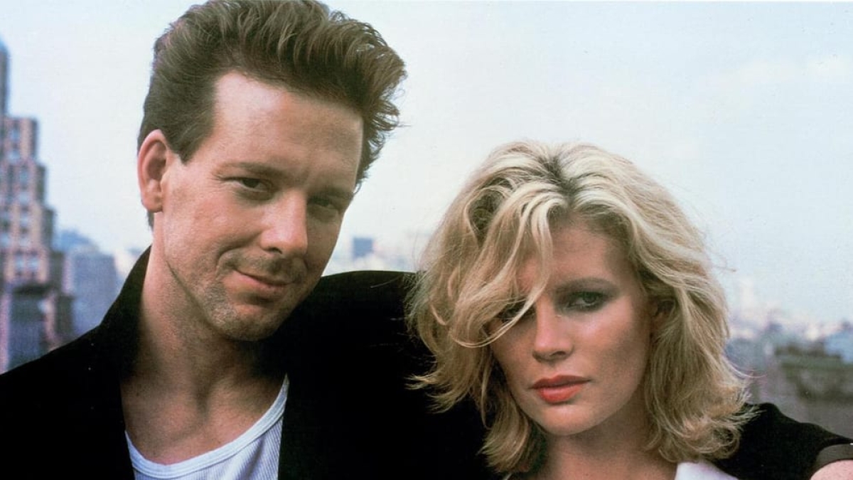 «9 settimane e 1/2» in tv: il romanzo che ha ispirato la pellicola, la hit di Joe Cocker, i presunti litigi tra i due protagonisti, 8 segreti