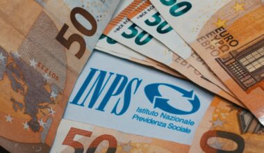 Pensioni anticipate, tempi più lunghi fino a 6 mesi, il riscatto della laurea varrà (molto) meno, il Tfr dei giovani, cosa cambia con la Manovra: le novità